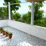 Maison Bellevue - 2 Bdrm In * Borsh
