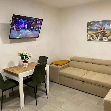 Maison Bellevue - 2 Bdrm In Villa Borsh