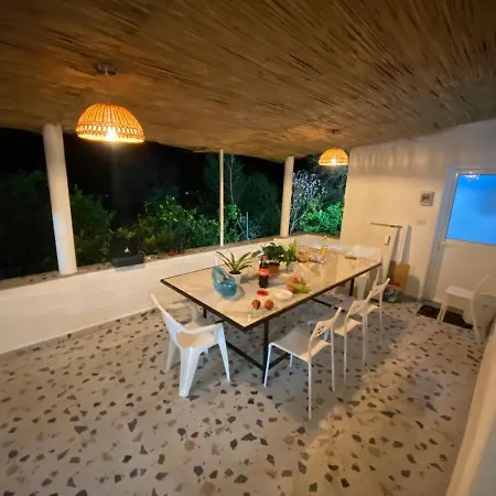 Villa Maison Bellevue - 2 Bdrm In Borsh